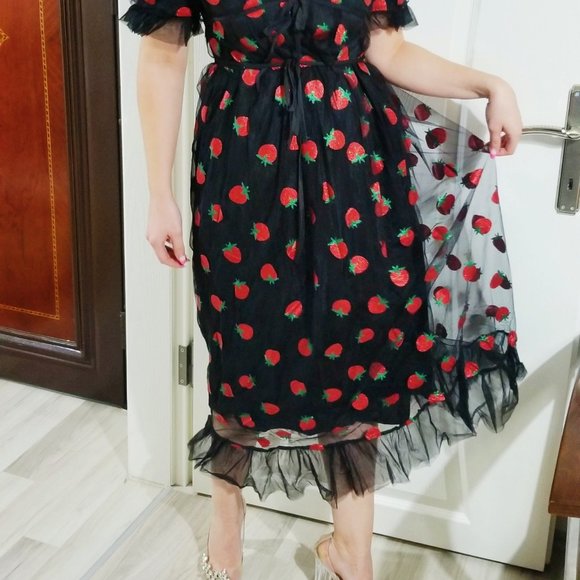 Hands up for Strawberry Dress - Picture 2 of 4